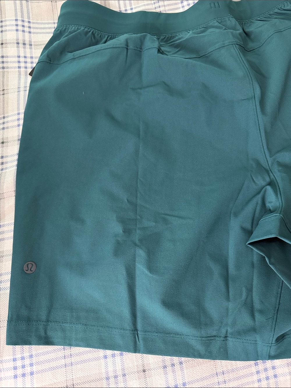 lululemon Teal-Green Athletic Shorts XXL with Drawstring 7” - Picture 5 of 13